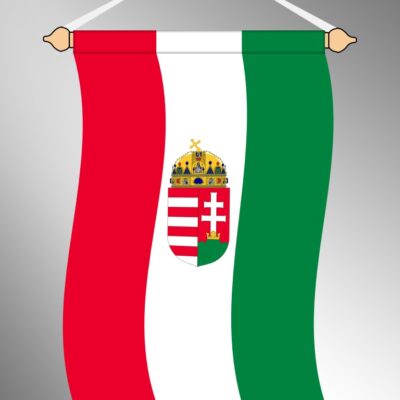 Felül bújtatóval ellátott, álló, kültéri magyar zászló címerrel